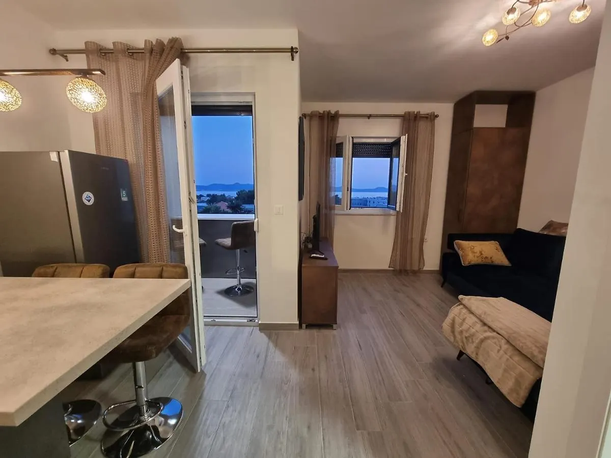 Booking Beautifull Studio Apartment Bell With Balcony And Sea View In Zadar Croatia